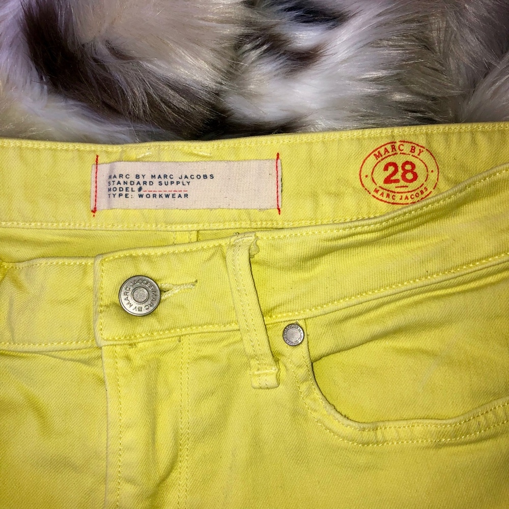 Marc By Marc Jacobs Yellow Jean Shorts - Picture 3 of 5